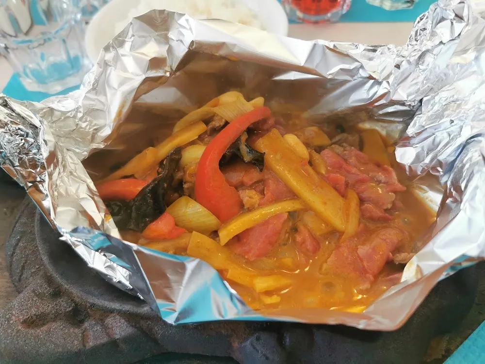 Bœuf Saté Sur Plaque Chauffante